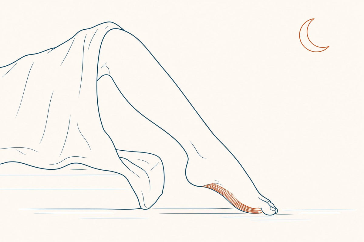 Illustration of a foot pointing down during sleep, with the plantar fascia resting in a shortened position